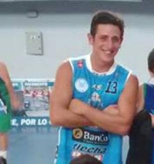 UNCAus sum� a Leandro Greatti