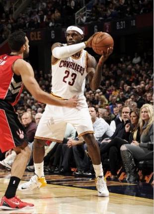 Cleveland baj� al "uno" y acecha