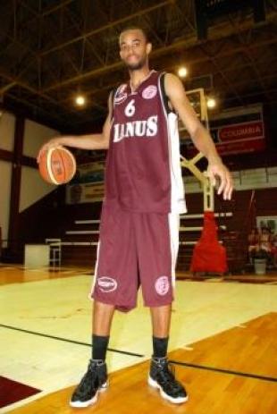 Arribos, pr�cticas y amistosos