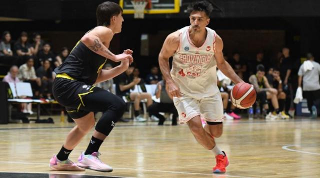 Sur: Provincial en la cima, Viedma suma