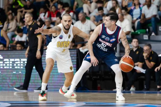 Se qued� sin m�sica