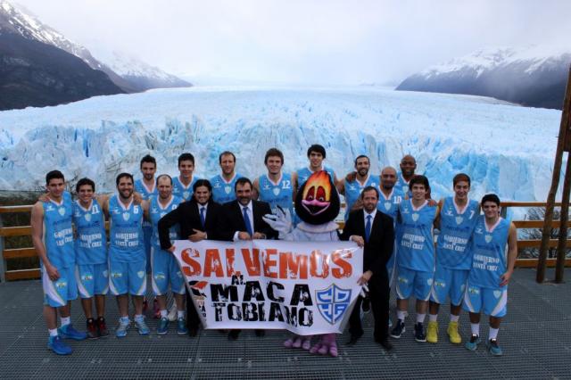 Hispano present� a su mascota