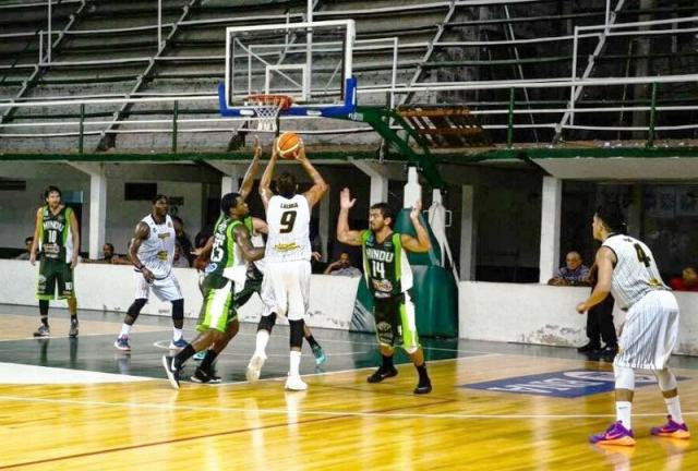 Comunicaciones le sac� el invicto de local a Hind�