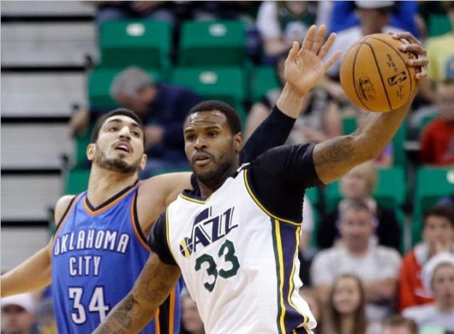 Los Warriors no sacan el pie del acelerador