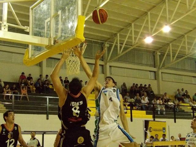 Uni�n tambi�n le gan� a Hind�